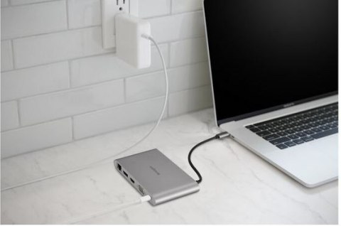 Mobilna stacja dokująca UH1440P USB-C Dual Video 85W Pass Through Power Mobilna stacja dokująca UH1440P USB-C Dual Video 85W Pass Through Power