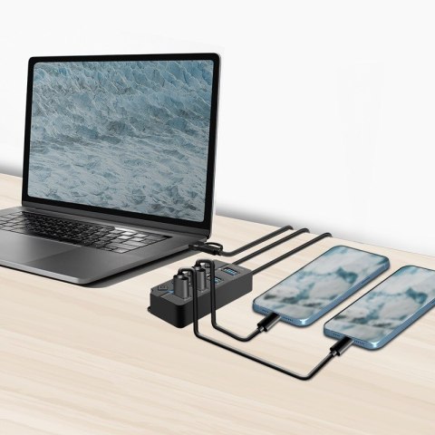 HUB 4xUSB-A, Gen1, 4x ON/OFF, czarny HUB 4xUSB-A, Gen1, 4x ON/OFF, czarny