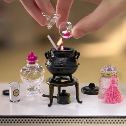 Figurki Miniverse Make It Mini Harry Potter Display 15 sztuk Figurki Miniverse Make It Mini Harry Potter Display 15 sztuk