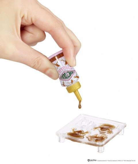 Figurki Miniverse Make It Mini Harry Potter Honeydukes Display 15 sztuk Figurki Miniverse Make It Mini Harry Potter Honeydukes Display 15 sztuk
