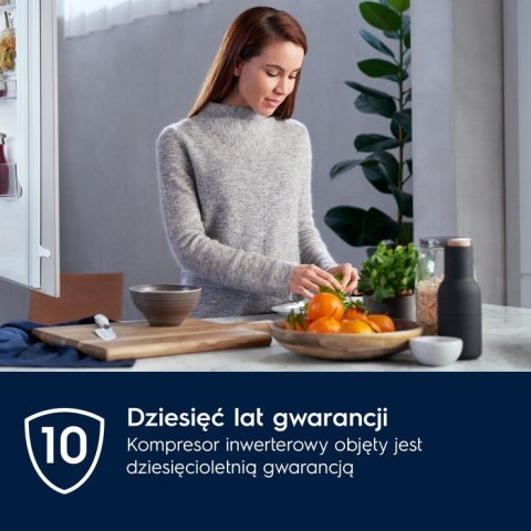 Chłodziarko-zamrażarka LNT6NE18S SMK Chłodziarko-zamrażarka LNT6NE18S SMK