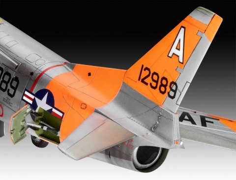 Model plastikowy samolot F-86D Dog Sabre 1/48 Model plastikowy samolot F-86D Dog Sabre 1/48