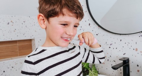 Szczoteczka soniczna Baby KIDO SMILE 1-5 lat różowa ZK3010 Szczoteczka soniczna Baby KIDO SMILE 1-5 lat różowa ZK3010