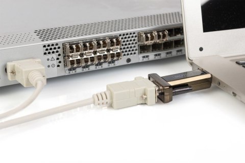Konwerter/Adapter USB 2.0 do RS232 (DB9) z kablem USB A M/Ż 80cm Konwerter/Adapter USB 2.0 do RS232 (DB9) z kablem USB A M/Ż 80cm