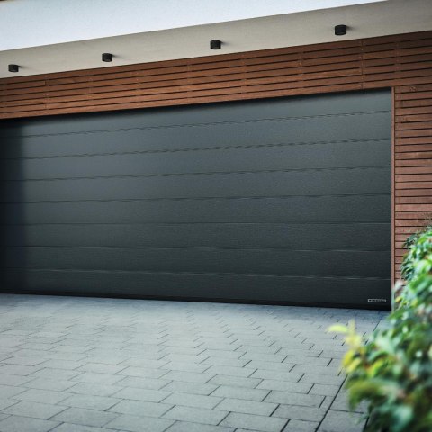 Brama garażowa segmentowa Renomatic/Hormann z napędem ProLift500-2 i szyną FS30 - przetłoczenia M Planar. Wymiar 2500x2125mm. Brama garażowa segmentowa Renomatic/Hormann z napędem ProLift500-2 i szyną FS30 - przetłoczenia M Planar. Wymiar 2500x2125mm.