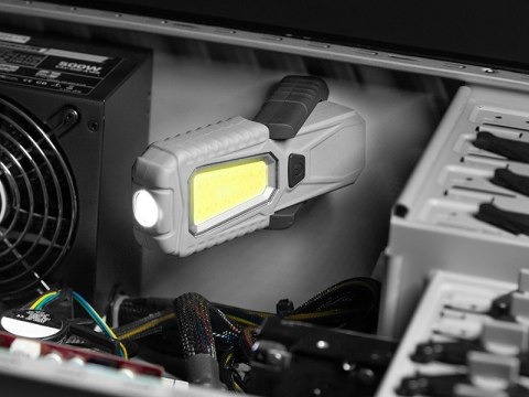 Latarka warsztatowa Base LED 3+1W Latarka warsztatowa Base LED 3+1W