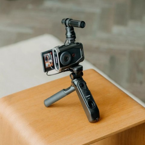 Zaawansowany zestaw do vlogowania PowerShot V10 Advanced Vlogging srebrny 5946C005 Zaawansowany zestaw do vlogowania PowerShot V10 Advanced Vlogging srebrny 5946C005