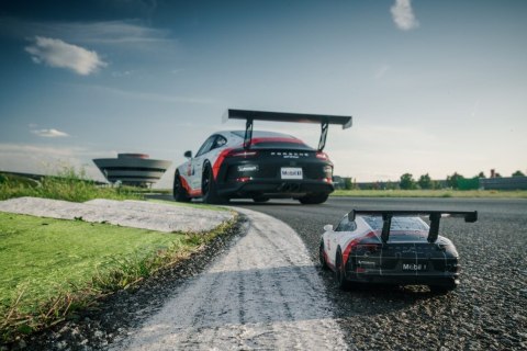 Puzzle 108 elementów 3D Pojazdy Porsche 911 GT3 Cup Puzzle 108 elementów 3D Pojazdy Porsche 911 GT3 Cup