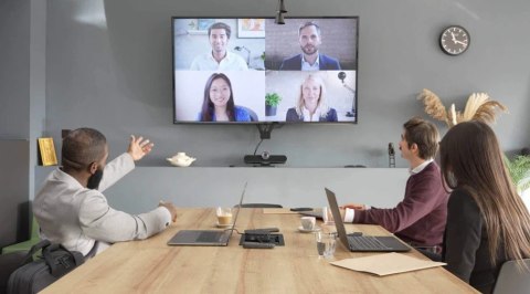 System do wideokonferencji All-in-One 4K System do wideokonferencji All-in-One 4K