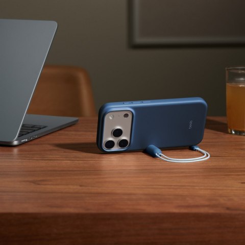 Etui z podpórką Beats Kickstand zgodne z MagSafe i panelem Sterowanie aparatem do iPhonea 17 Pro - granitowy granat Etui z podpórką Beats Kickstand zgodne z MagSafe i panelem Sterowanie aparatem do iPhonea 17 Pro - granitowy granat