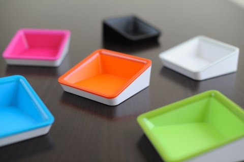 Casa (Nest) stojak uniwersalny tablet smartfon biały Casa (Nest) stojak uniwersalny tablet smartfon biały