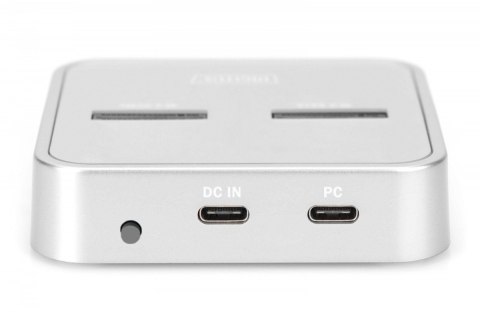 Stacja dokująca do dysków SSD M.2 NVMe + M.2 SATA z czytnikiem kart SD-Express, USB-C, Srebrna Stacja dokująca do dysków SSD M.2 NVMe + M.2 SATA z czytnikiem kart SD-Express, USB-C, Srebrna